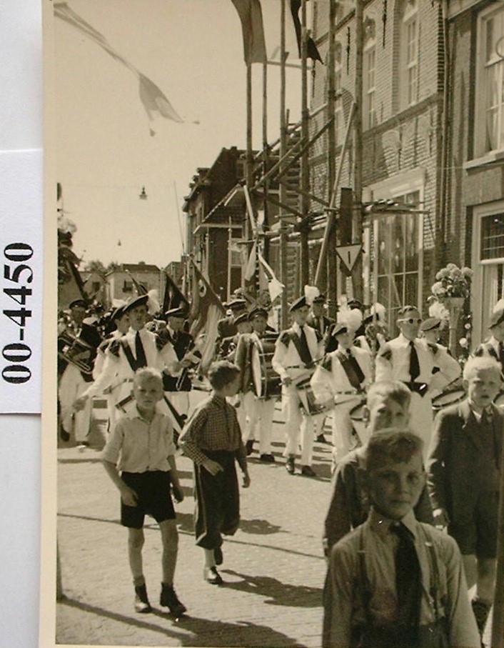 11.B4. Rond 1950. Resstauratie F04450