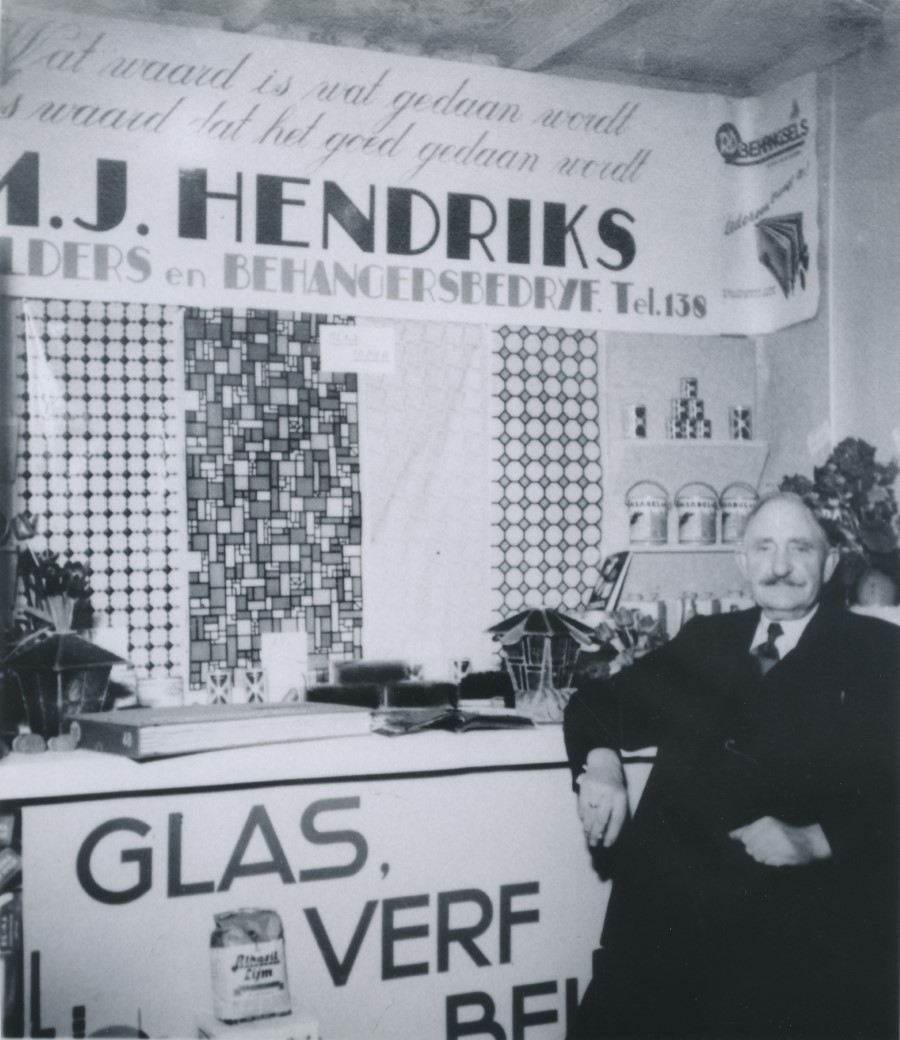 12.B.4 Tinus Hendriks F01309