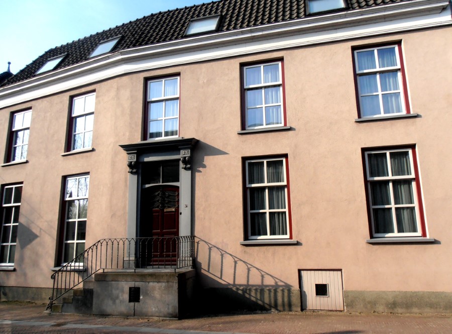 19.B.7 2013 Langestraaat pand Marjolijn Berendsen tandarts coll. h