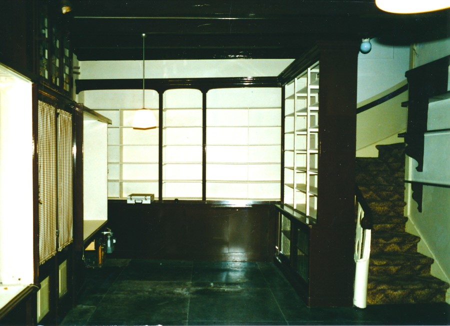 26.B.4 F06537 05 Winkelinterieur