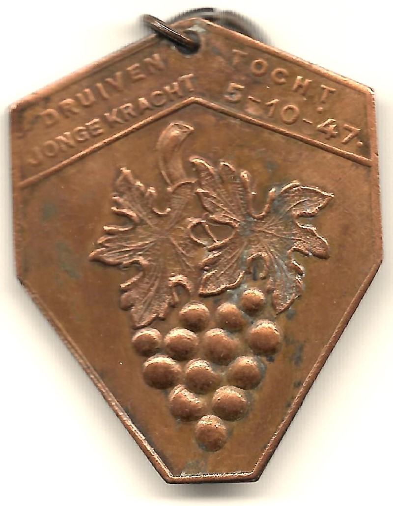 FotoMed 5. 5 Medaille Druiventocht Jonge Kracht